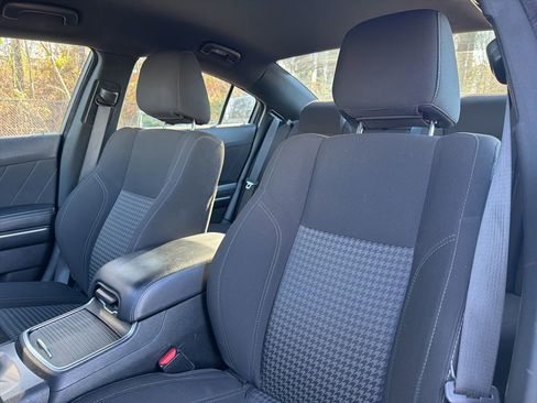 Used 2023 Dodge Charger SXT image 20
