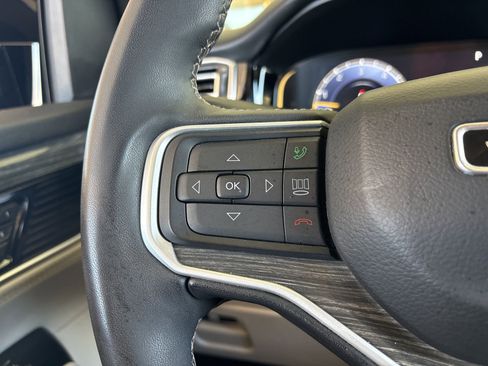 Used 2022 Jeep Wagoneer Series II w/ Premium Group I image 36