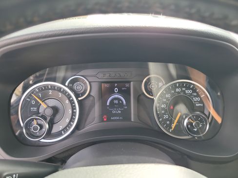 Used 2021 RAM 1500 Big Horn image 28