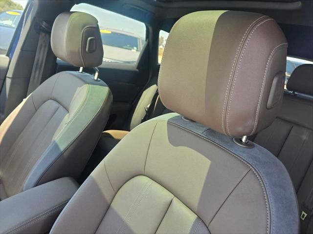 Used 2023 Audi Q4 e-tron Premium Plus w/ Premium Plus AWD/4WD image 26
