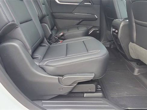 New 2026 GMC Acadia Elevation w/ Elevation Premium Package image 18