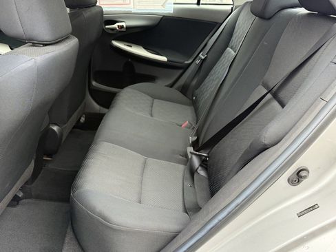 Used 2010 Toyota Corolla S image 29