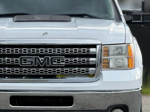 Used 2013 GMC Sierra 2500 SLE w/ HD SLE Premium Package AWD/4WD image 12