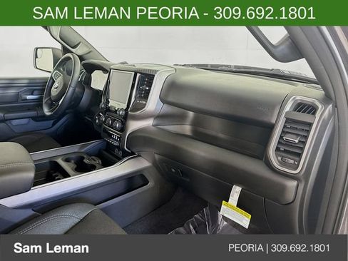 New 2026 RAM 1500 Express AWD/4WD image 26