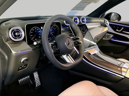 New 2026 Mercedes-Benz GLC 300 4MATIC image 9