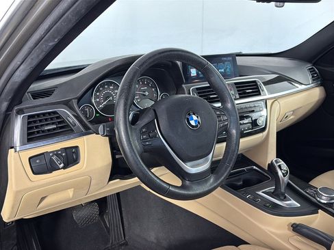 Used 2017 BMW 330i Sedan RWD image 4