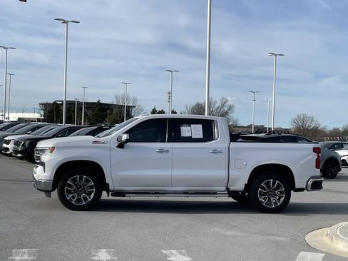 Used 2022 Chevrolet Silverado 1500 LTZ image 4