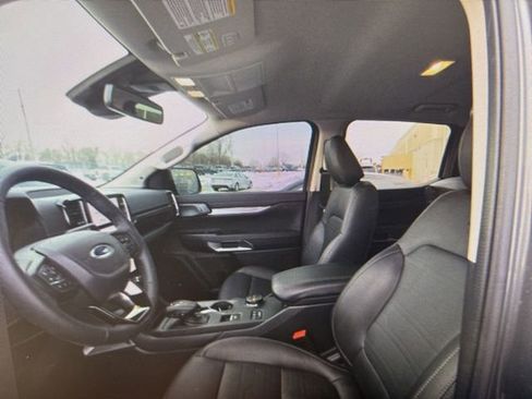 Used 2024 Ford Ranger Lariat w/ FX4 Off-Road Package image 19