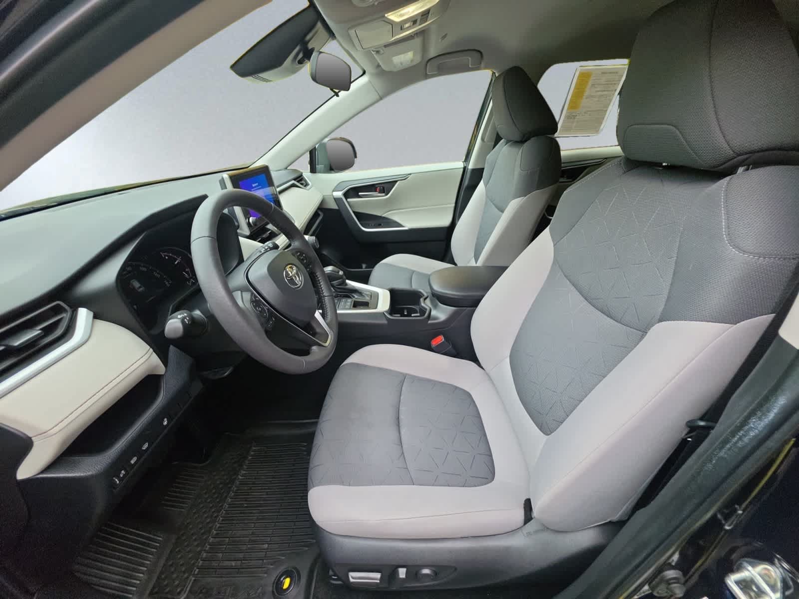 Used 2024 Toyota RAV4 XLE w/ Weather Package AWD/4WD image 7
