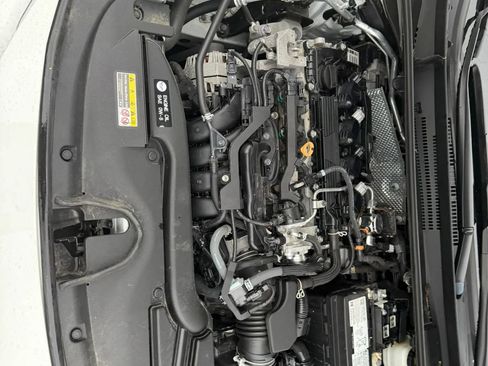 Used 2023 Toyota Corolla LE w/ Carpet Mat Package (TMS) FWD image 11