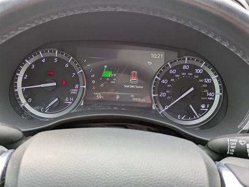 Used 2021 Toyota Highlander XLE image 17