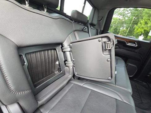 Used 2022 GMC Sierra 1500 Denali w/ Denali Reserve Package AWD/4WD image 17