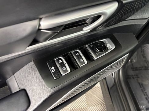 Used 2021 Kia Telluride S AWD/4WD image 12