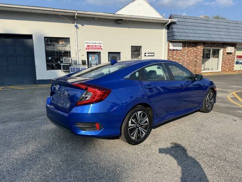Used 2018 Honda Civic EX-T image 8