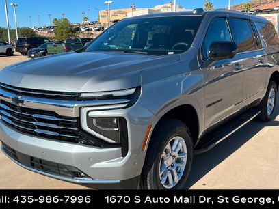 New 2026 Chevrolet Suburban LT w/ Comfort Package