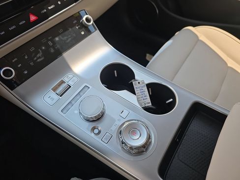 New 2026 Genesis GV70 2.5T Advanced AWD/4WD image 27