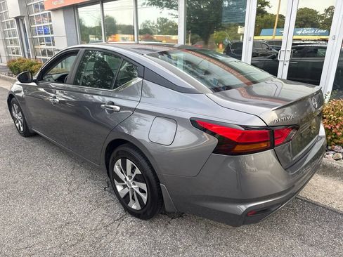 Used 2024 Nissan Altima 2.5 S FWD image 4
