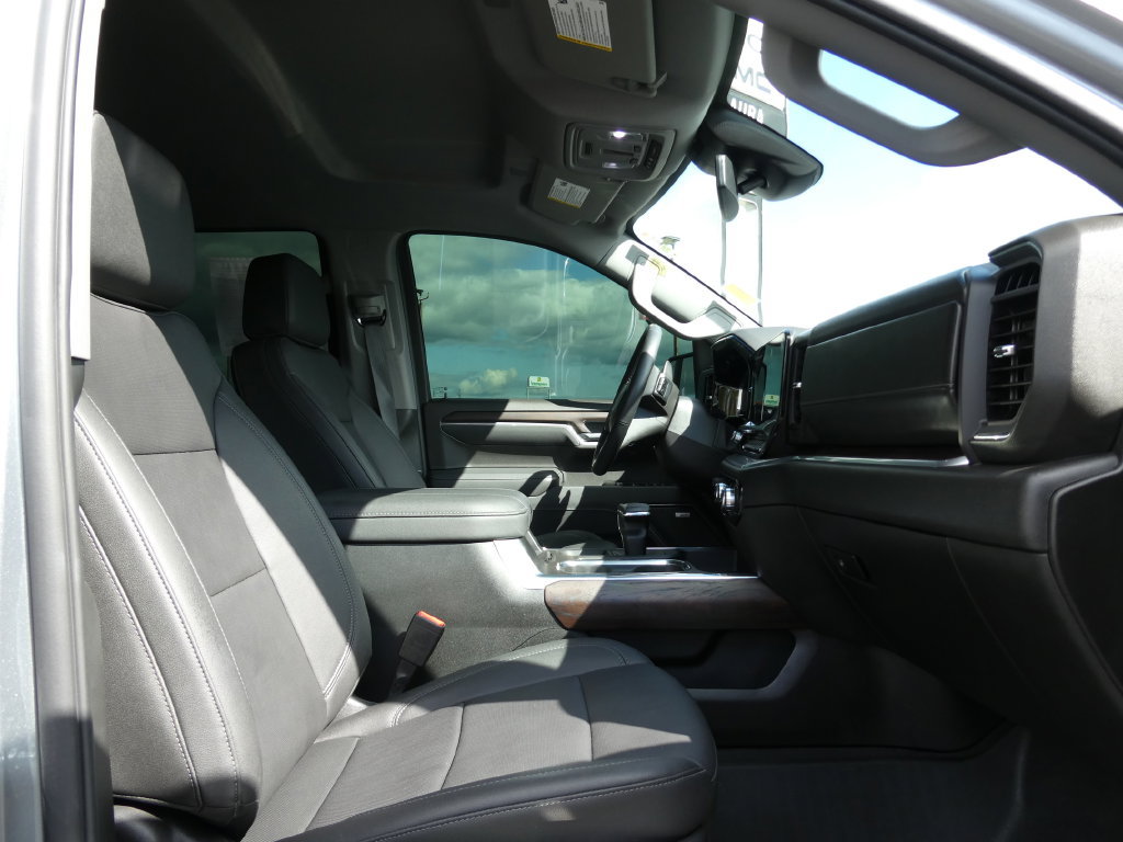 Certified 2026 GMC Sierra 1500 SLT w/ SLT Premium Plus Package AWD/4WD image 14