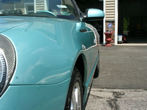 Used 2002 Ford Thunderbird RWD image 19
