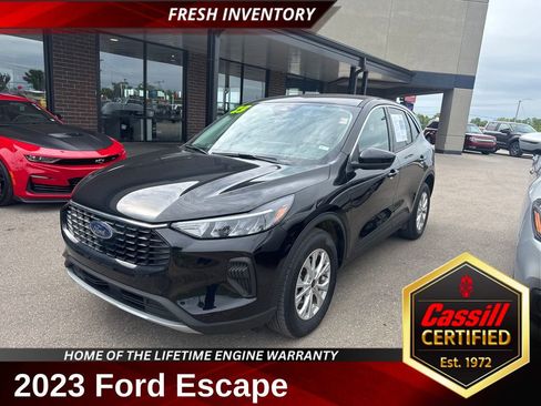 Used 2023 Ford Escape Active w/ Tech Pack #2 AWD/4WD image 1