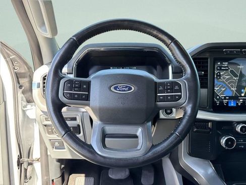 Used 2022 Ford F150 Lightning XLT image 42