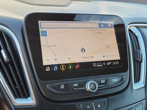 Used 2024 Chevrolet Malibu LT image 14