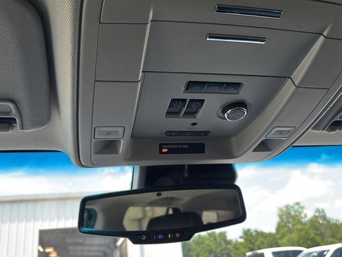Used 2019 GMC Yukon SLT AWD/4WD image 34