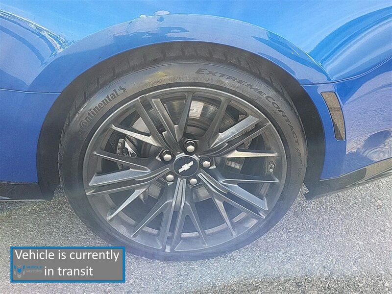 Used 2018 Chevrolet Camaro ZL1 RWD image 9