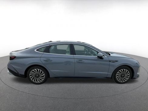 Used 2025 Hyundai Sonata SEL image 16