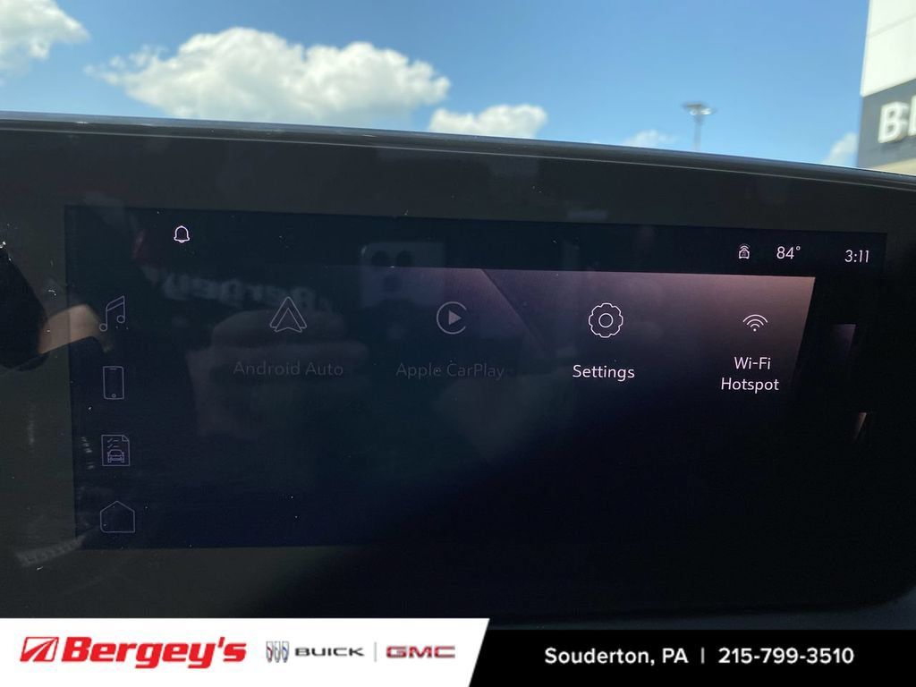 Used 2025 Buick Encore GX Preferred w/ Comfort Package AWD/4WD image 17