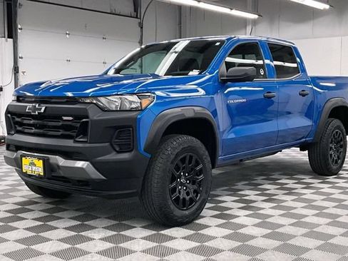 Used 2024 Chevrolet Colorado Trail Boss w/ Advanced Trailering Package AWD/4WD image 12