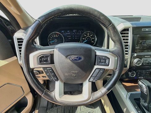 Used 2015 Ford F150 Lariat AWD/4WD image 11