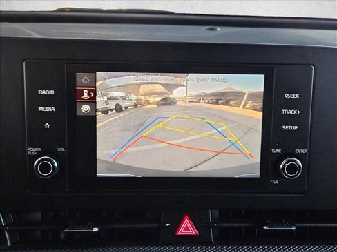 Used 2025 Kia Sportage LX image 12