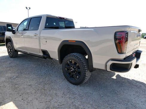 New 2026 GMC Sierra 3500 AT4 w/ AT4 Premium Plus Package AWD/4WD image 7