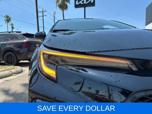 Used 2024 Toyota Corolla SE FWD image 3