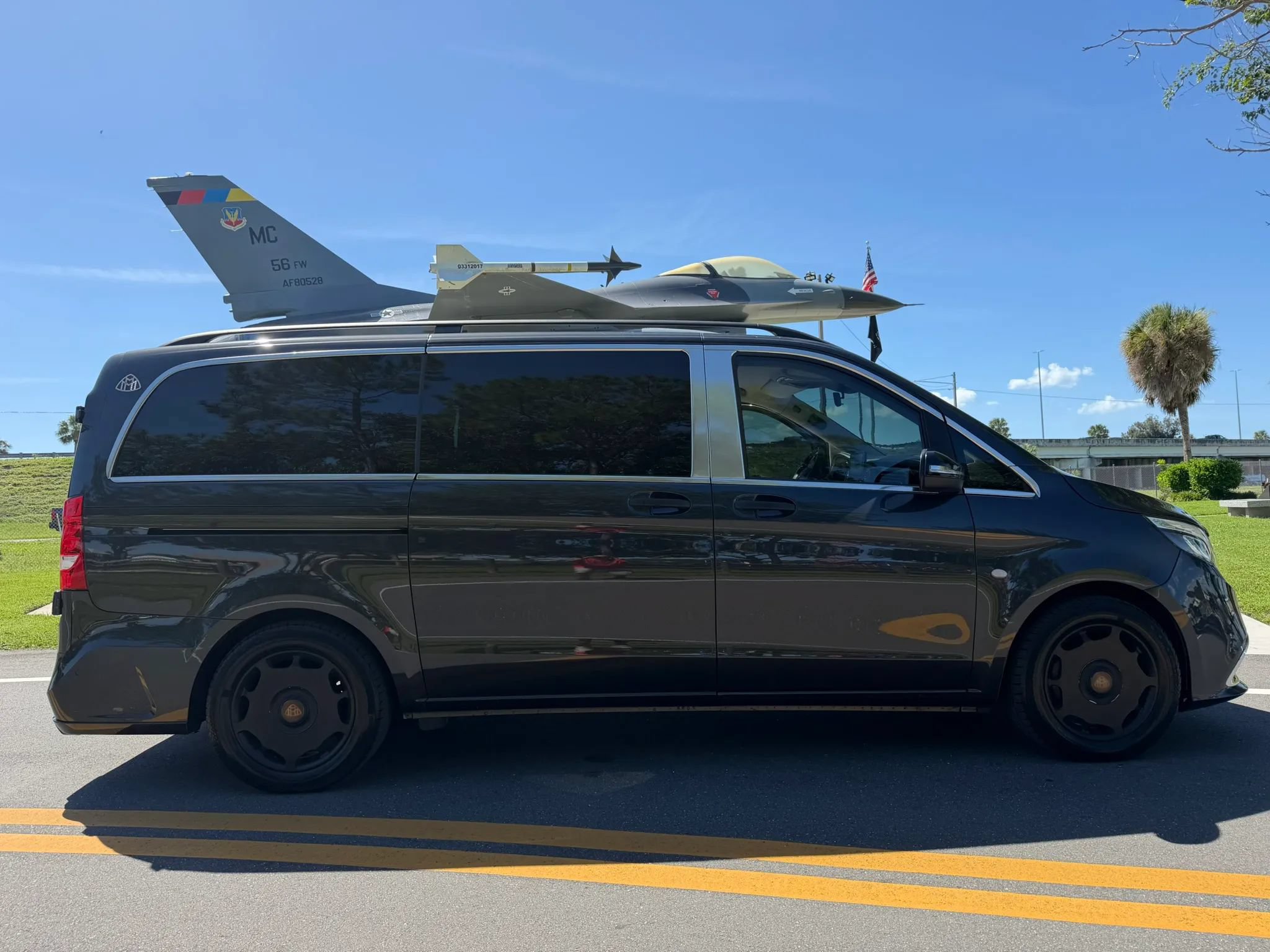 Used 2021 Mercedes-Benz Metris Passenger w/ Premium Safety Package image 1