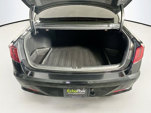 Used 2021 Hyundai Sonata SEL w/ Preferred Accessory Package image 28