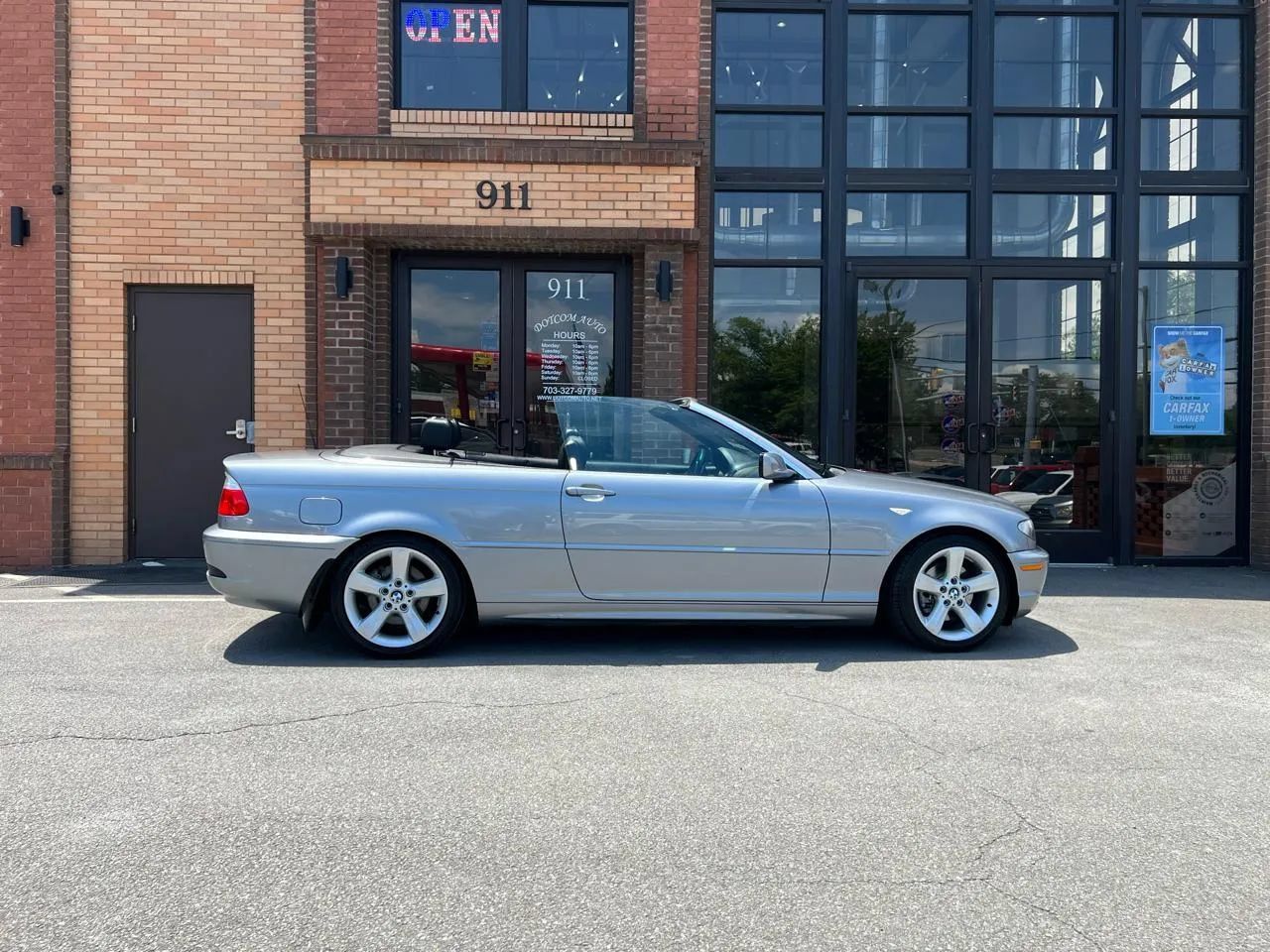 Used 2004 BMW 325Ci Convertible RWD image 13