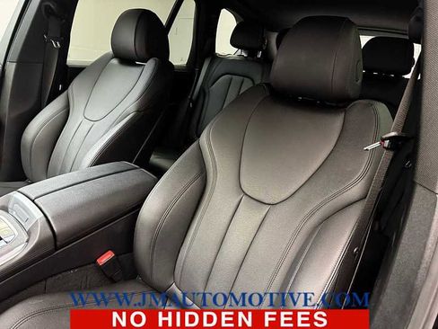 Used 2022 BMW X5 xDrive40i w/ Premium Package image 14