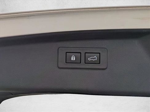 Certified 2023 Subaru Outback Touring XT image 7