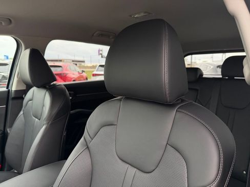 New 2026 Kia Sorento S FWD image 13