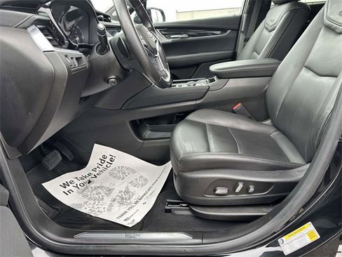 Certified 2023 Cadillac XT5 Premium Luxury image 16