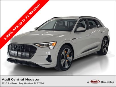 Used 2022 Audi e-tron Premium Plus w/ Premium Plus Package
