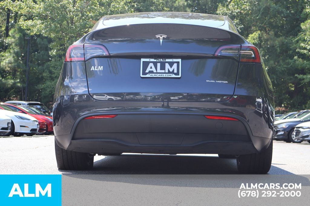 Used 2025 Tesla Model Y Long Range AWD/4WD image 6