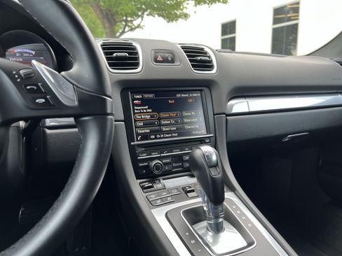 Used 2016 Porsche Boxster RWD image 31