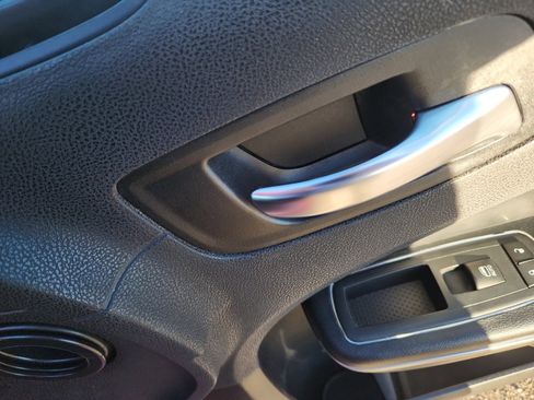 Used 2017 Chrysler 300 S image 17