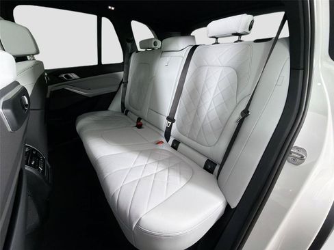 New 2026 BMW X5 xDrive40i AWD/4WD image 47