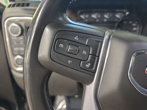 Used 2022 GMC Sierra 1500 SLT w/ SLT Premium Package AWD/4WD image 16