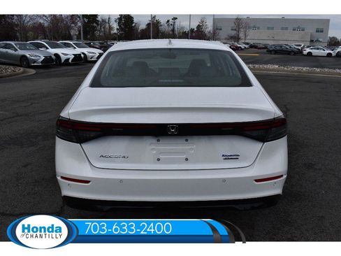 New 2026 Honda Accord Hybrid Touring image 6