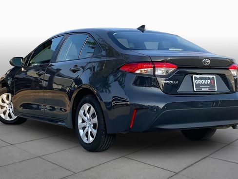 Used 2025 Toyota Corolla LE FWD image 12